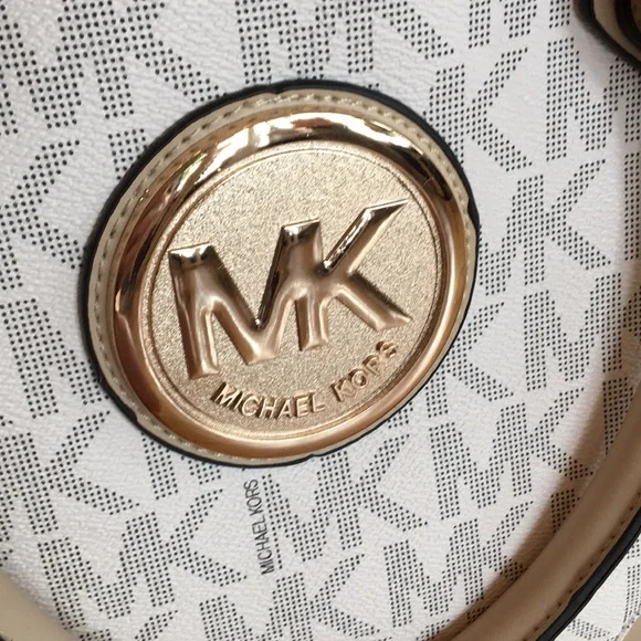 Michael Kors like new white cream large purse tote bag